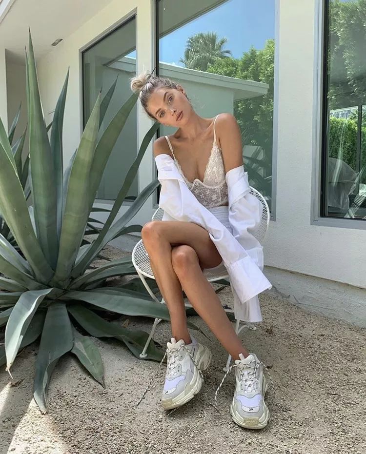 内衣的多种穿搭,夏天的内衣怎么穿才优雅显瘦舒服