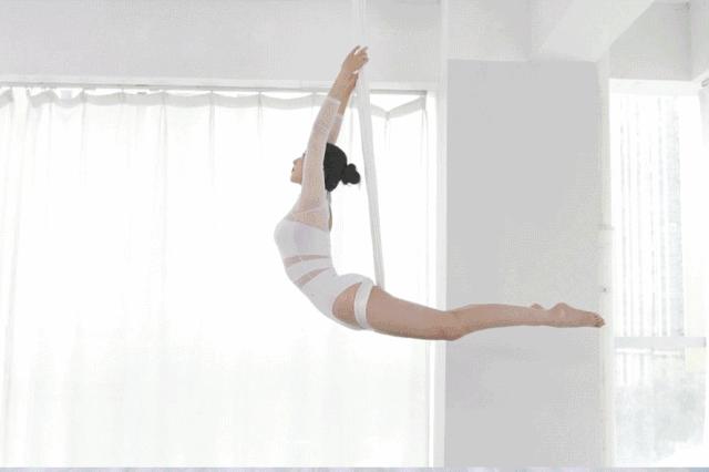 郎朗吉娜王牌对王牌量腰围,郎朗炫耀吉娜腰围