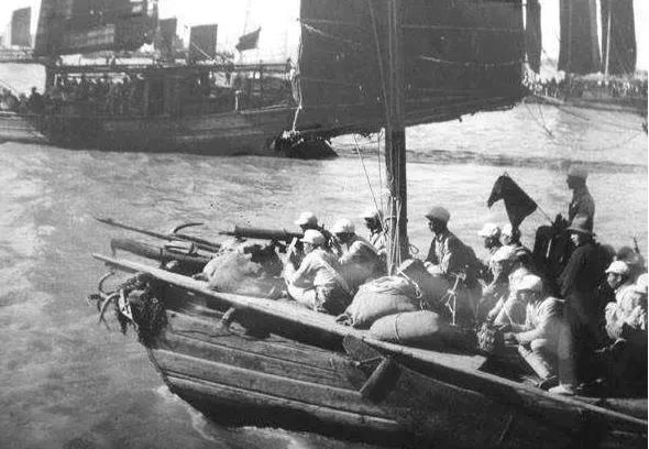 甯稿窞浜烘皯骞垮満鍥藉簡鍗囨棗浠紡,甯稿窞闈╁懡鐑堝＋闄靛洯鍗囨棗浠紡