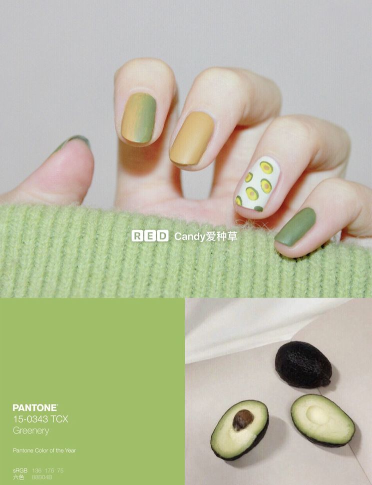 适合夏天的美甲显手白,超显手白的美甲带钻