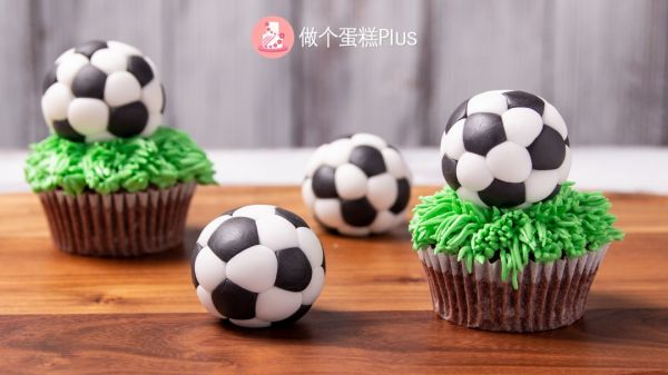 翻糖蛋糕会特别甜嘛,翻糖蛋糕上的翻糖好吃吗