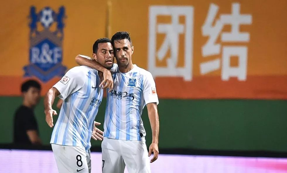 扎哈维戴“帽”力挽狂澜广州富力胜利足球更漂亮秒换U23?斯帅为胜利不惜一切代价