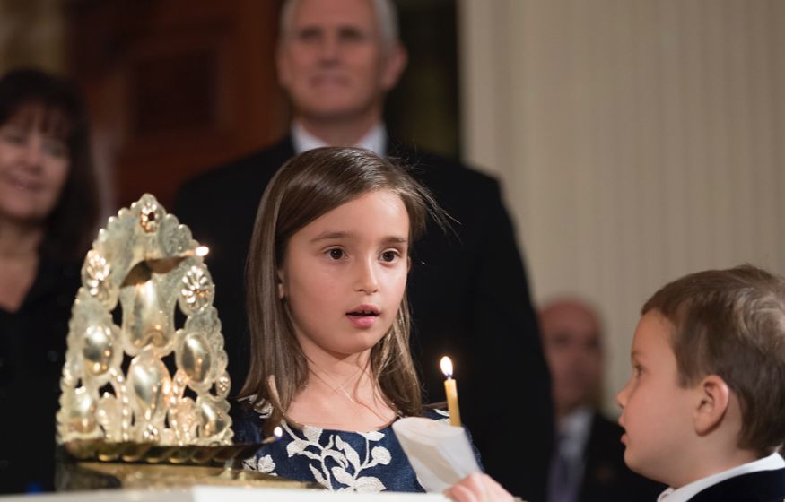 特朗普女儿生活私密照曝光，终于明白谁是贵族，谁是土豪