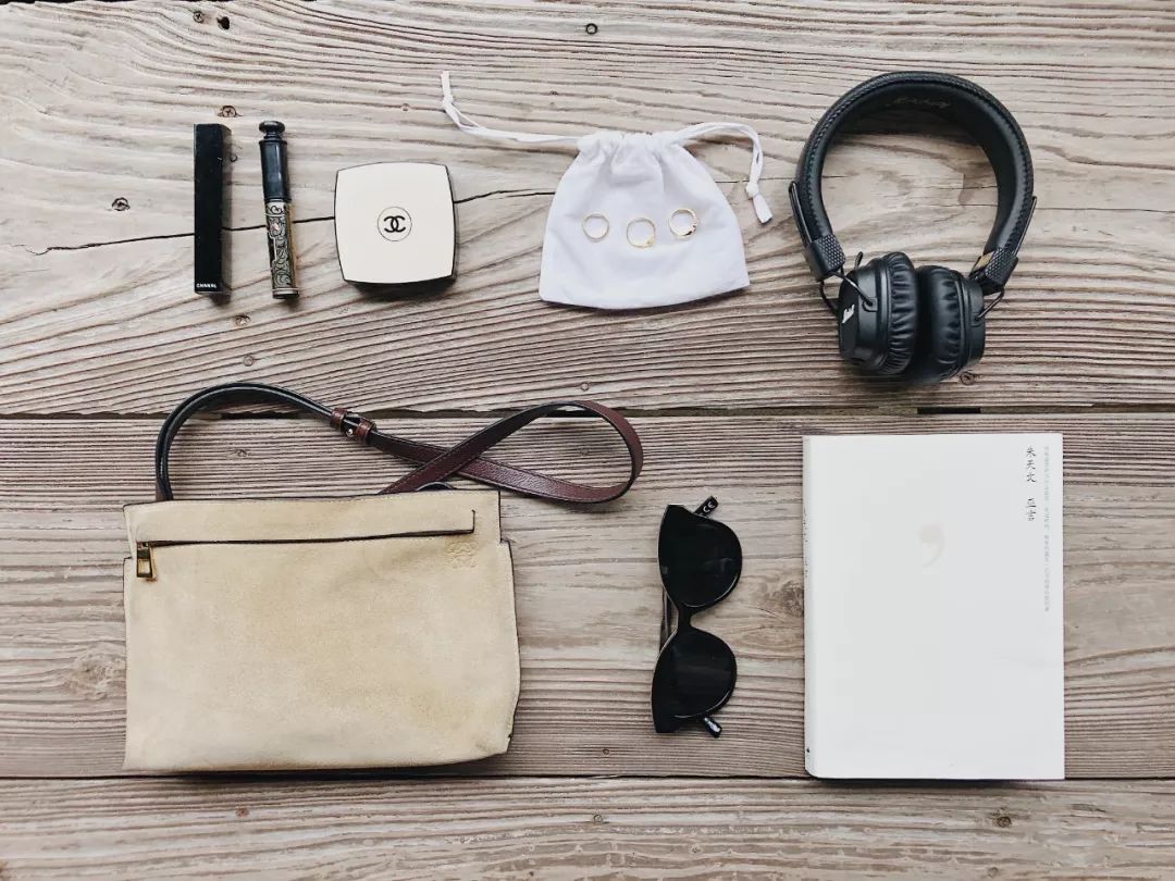 我们的海边outing：每个人的旅行箱里有什么？