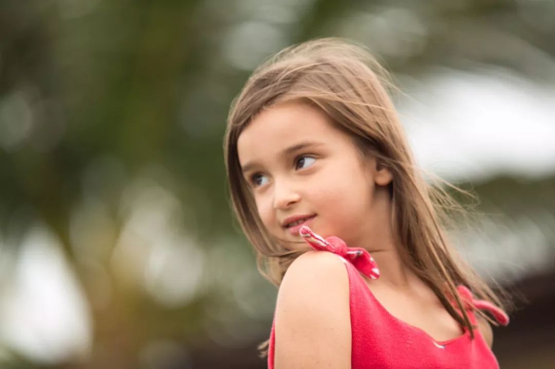 特朗普女儿生活私密照曝光，终于明白谁是贵族，谁是土豪