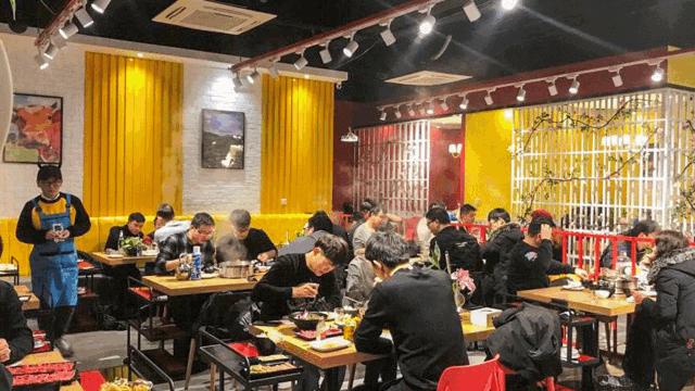 中国最便宜的龙虾店,99元4斤龙虾