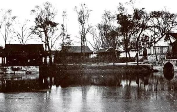 100年前的中国青年在干嘛,100年前的青年在干什么