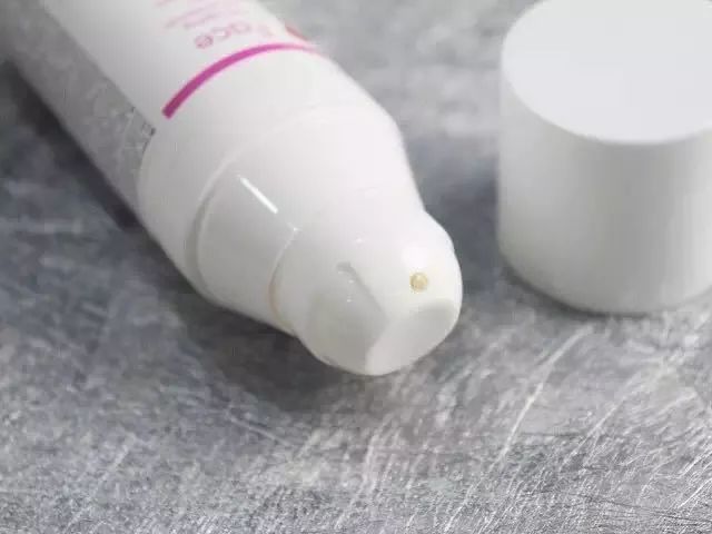 油性皮肤用什么防晒霜晒不黑,晒不黑需要防晒衣