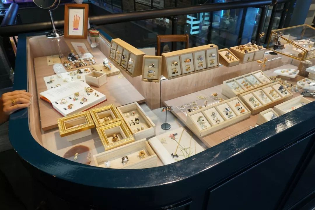 泰国曼谷值得买的衣服,泰国旅游购物潮牌推荐