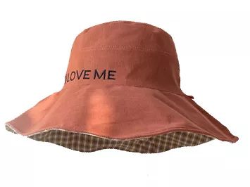 赫本的100顶帽子,为什么买100顶帽子