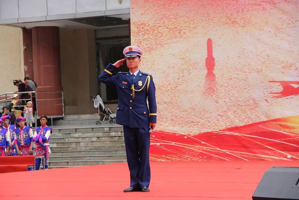 青春心向党建功新时代团会,青春向党奋进新征程主题团日活动