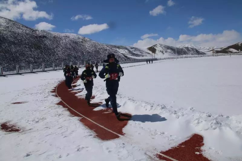 大美|全国海拔最高的*防队消**，如何怒放生命？