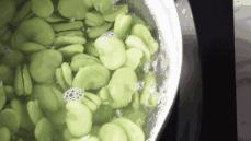 6岁男孩吃了这道菜被抢救,4岁男童吃饭中毒死亡