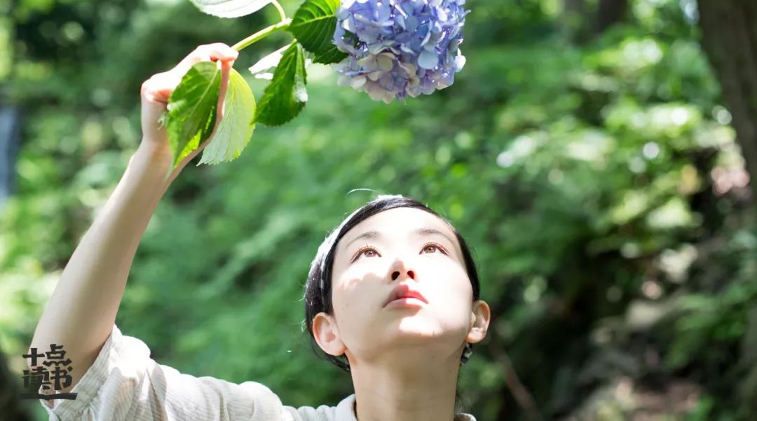 浙大一保安被刺伤评论,浙大保安被外卖小哥刺伤后续