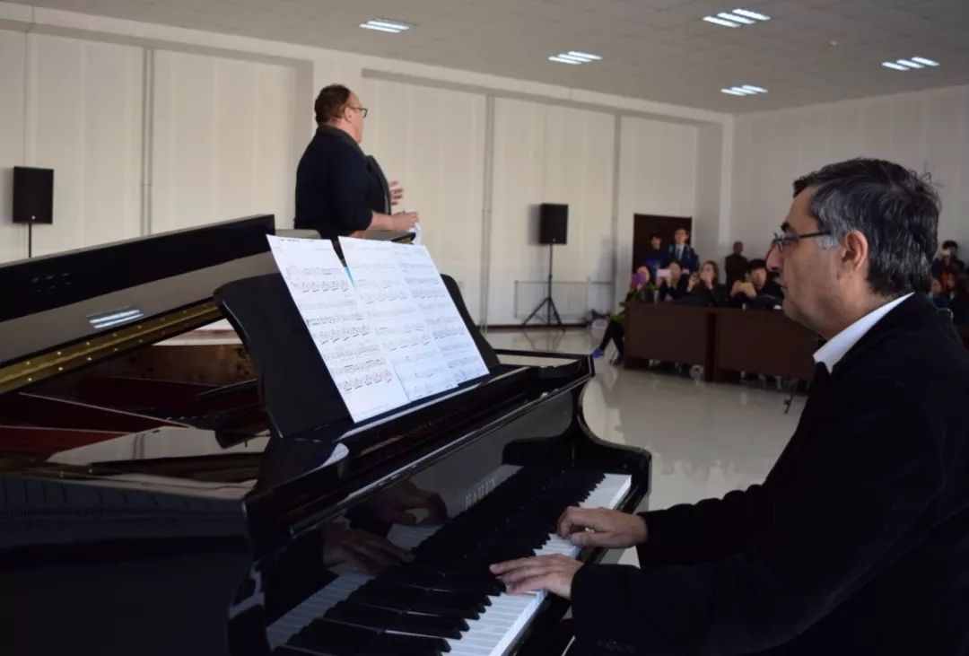 包头市艺术高中怎么样,包头文化艺术学校怎么样