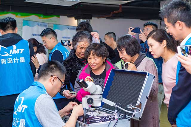 游客花了2000买的景区,景区买的水晶是真的吗