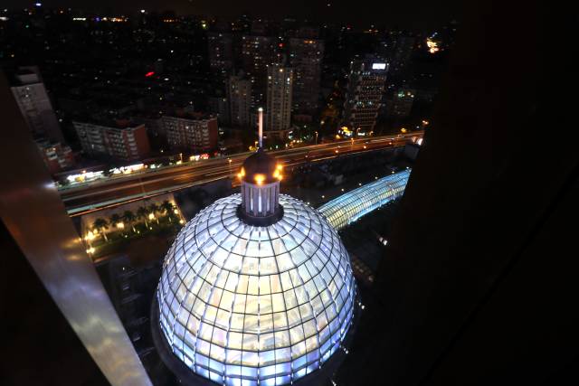 看魔都全景的酒店,看魔都三件套的酒店