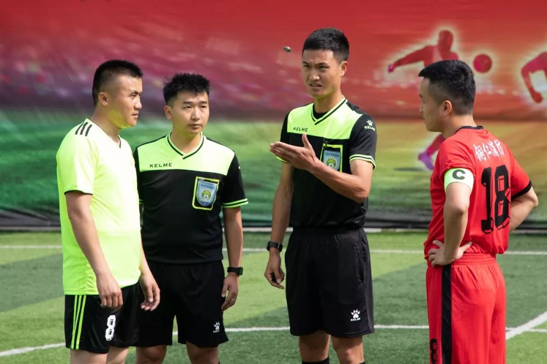 中国消防员足球比赛,消防备战足球比赛