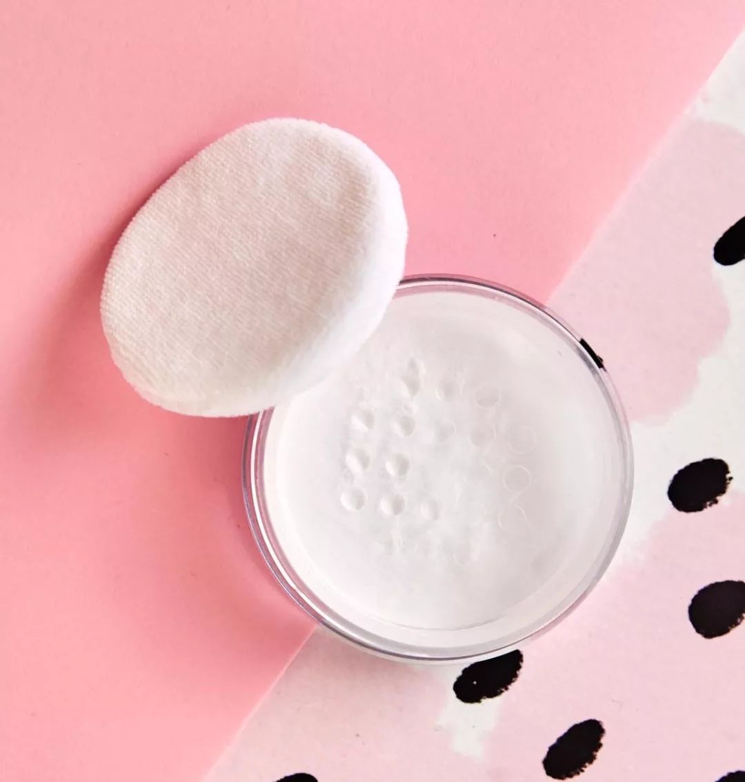 定妆散粉根本用不完,用不完的亮晶晶散粉