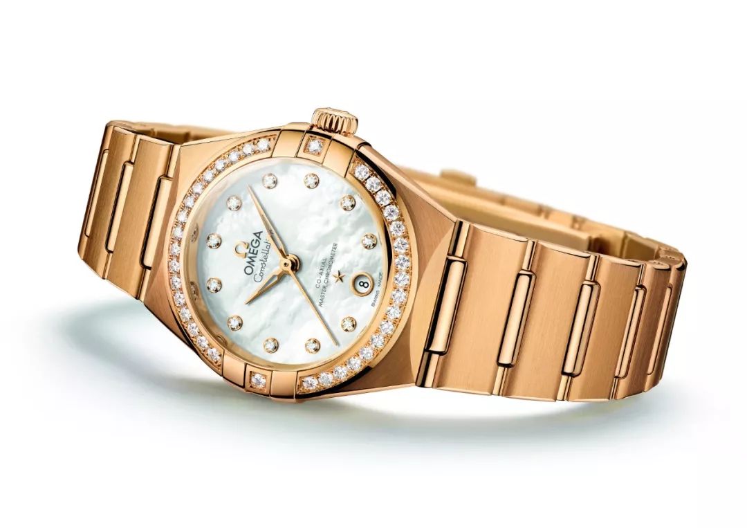 名表和包包档次对比,买个名牌包就要配名表是什么心理