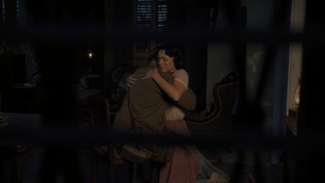 豆瓣9.8,1个寡妇带4个熊孩子,为啥都过得比我爽?