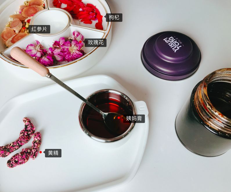 没有哪个女人能“笑”着走出这段时光，所有完美人设都是假装。