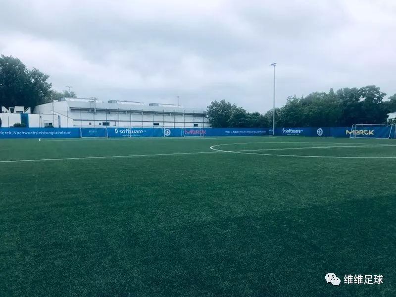 黑娃教练深受厚爱,黑娃教练