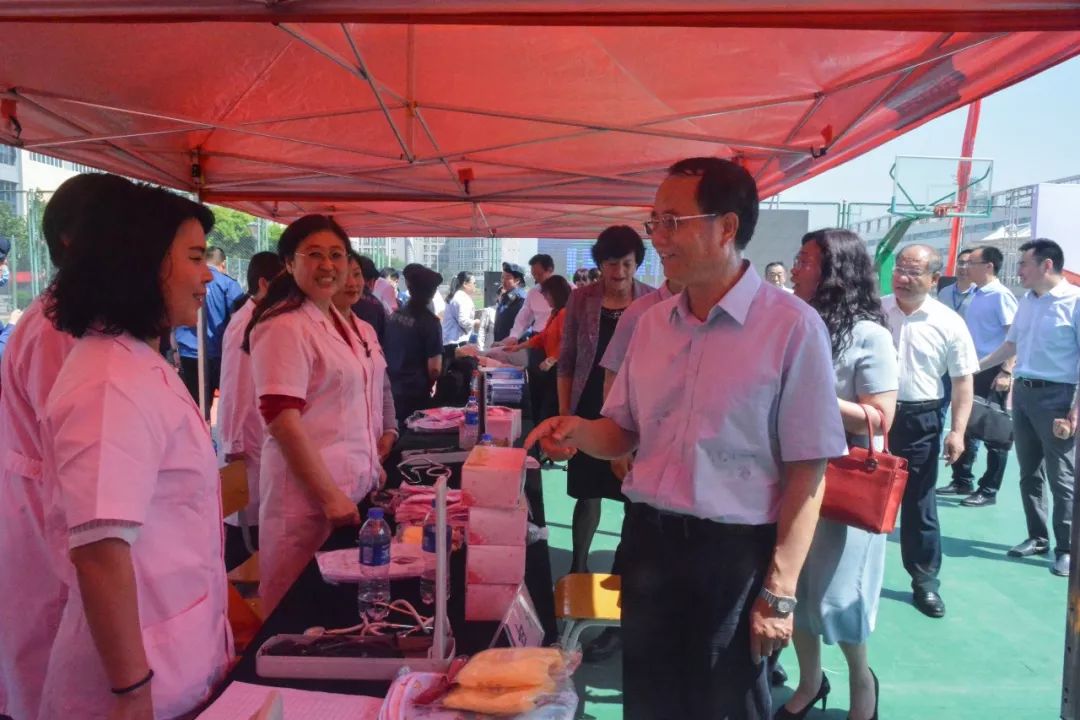 关注|河北省计划生育协会举办“5.29会员活动日”宣传服务活动暨富士康（廊坊）计生协成立仪式