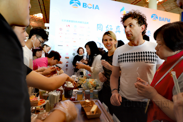 52个餐饮品牌178道菜品亮相首都机场T3