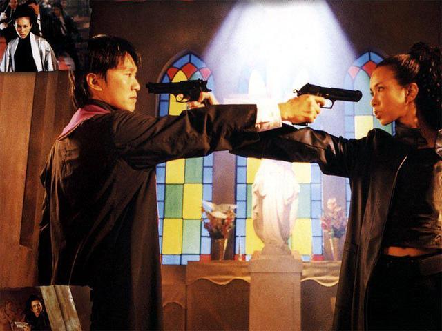 身材绝世，嫁给初恋，不再办大型巡演，48岁莫文蔚活得有多任性？