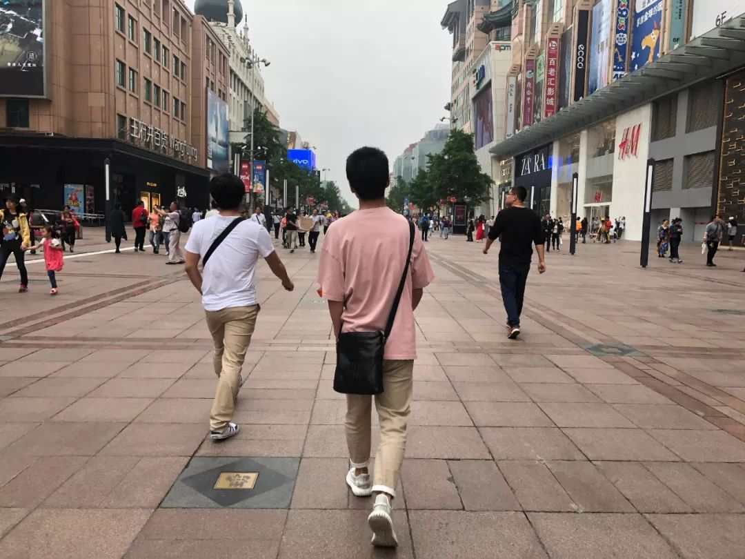 那些无所不能的跑腿小哥,跑腿小哥简直无所不能