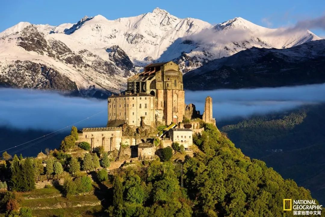 世界奇观大石头,欧洲的大石头在哪里