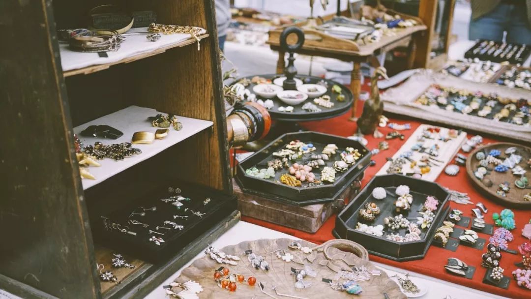 东京上野跳蚤市场,网购让人越来越失望