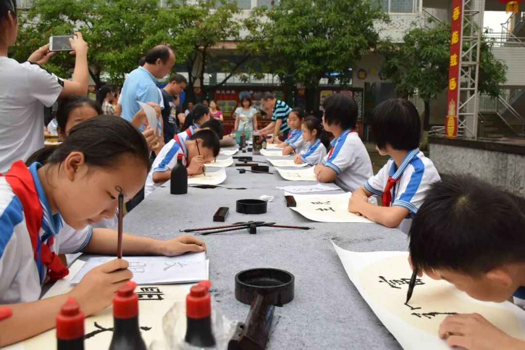 肇庆最热门新闻,肇庆今日关注爆料