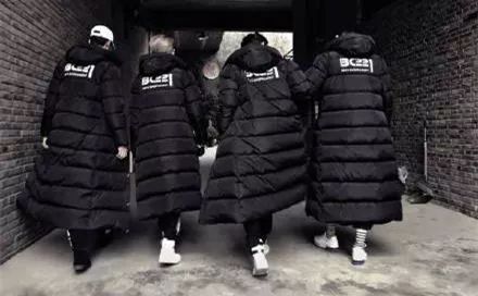 偶像周边一般多少钱,偶像产业与粉丝经济