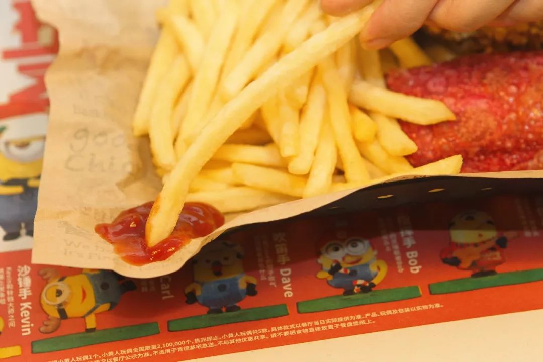 在西湖边种下一片“草原”！杭州这家肯德基“绿”了！种草指南在这里