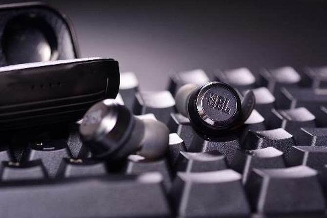 jbl真无线蓝牙耳机t225评测,jblt280tws蓝牙耳机开箱