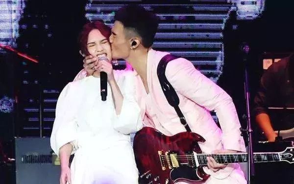 杨丞琳如愿背后的故事,杨丞琳人生与婚姻