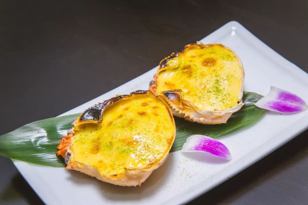 镇江宝藏日料店!15层生猛「云梯刺身」无限续,120+种自助不限量