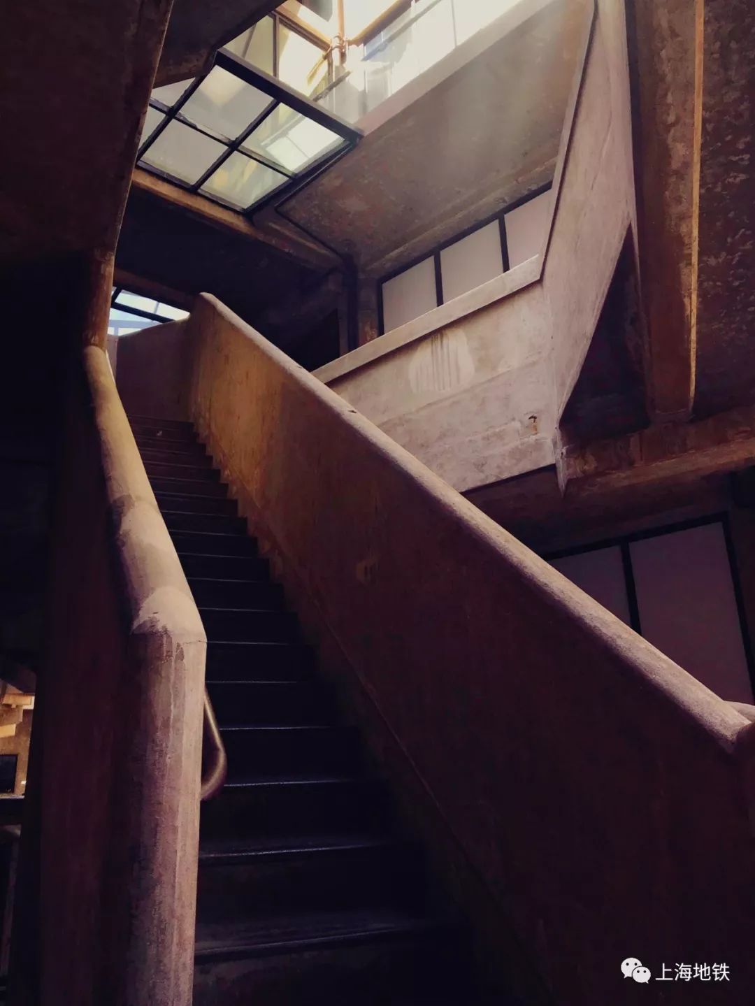 网红地打卡旋风洞不走寻常路,打卡网红地轨