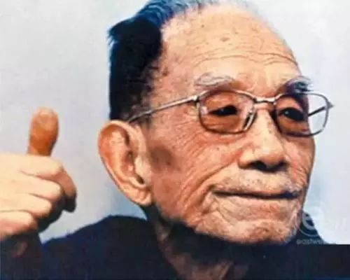 牟宗三提出的儒学三统说指,牟宗三说易经