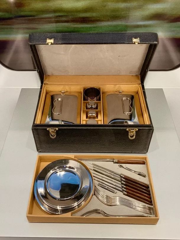 成都看展｜LV竟然出过这么多千奇百怪的箱子