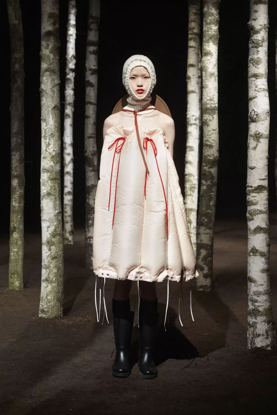 今年最新款的羽绒衫,日常休闲版大长羽绒衫