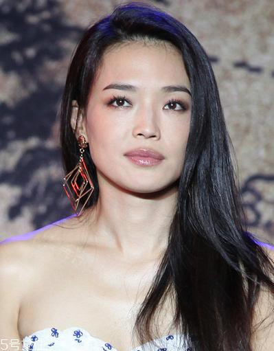 45岁方脸国字脸高级洋气减龄发型,国字脸方脸适合什么短发型