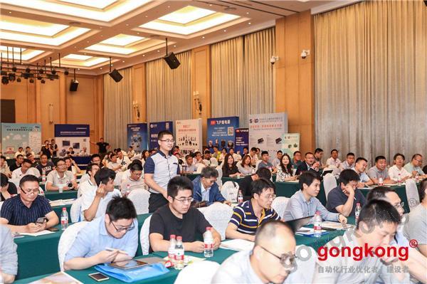 一天两场论坛，场场爆满，他们如何看这两个行业