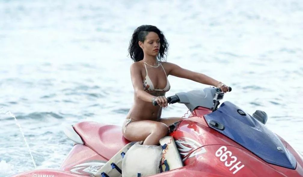 副业天后吊打正军天团，“不务正业”竟成全球最富ICON