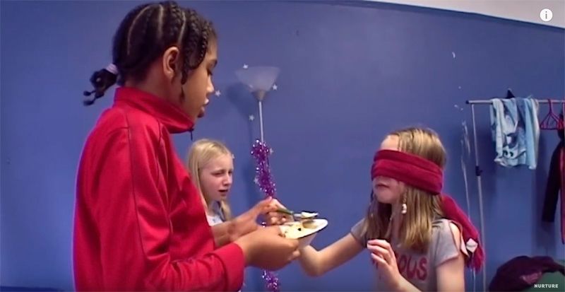 没有大人只有孩子一起住,没大人管的小孩