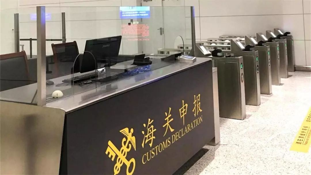 坐飞机必须知道哪些秘密,坐飞机十年