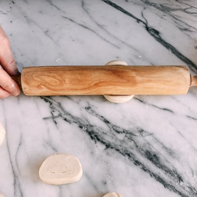 葡式蛋挞是酥皮的吗,澳门葡式蛋挞的特点是什么