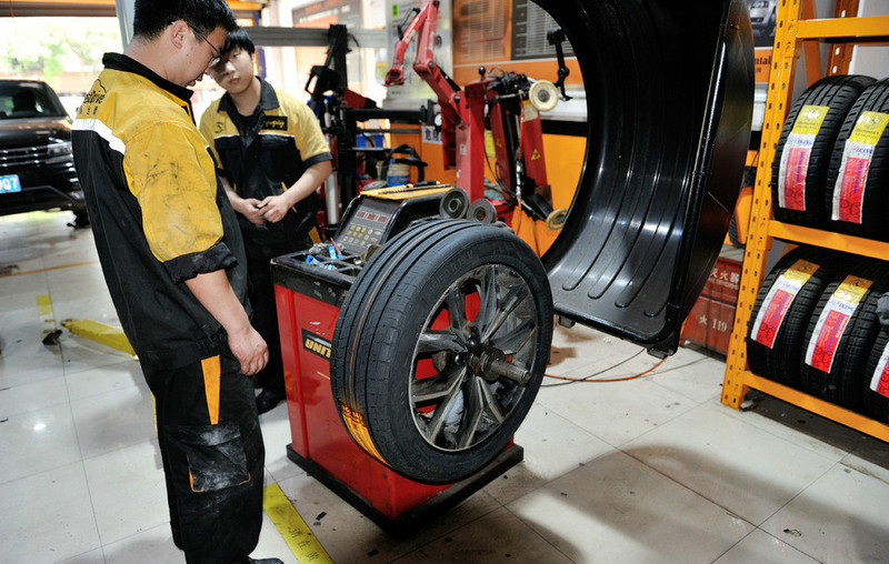 途观l换胎视频,途观l换胎